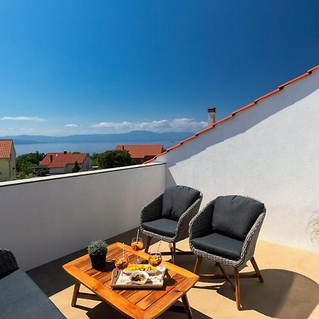 Bellmar Apartments Njivice Luaran gambar